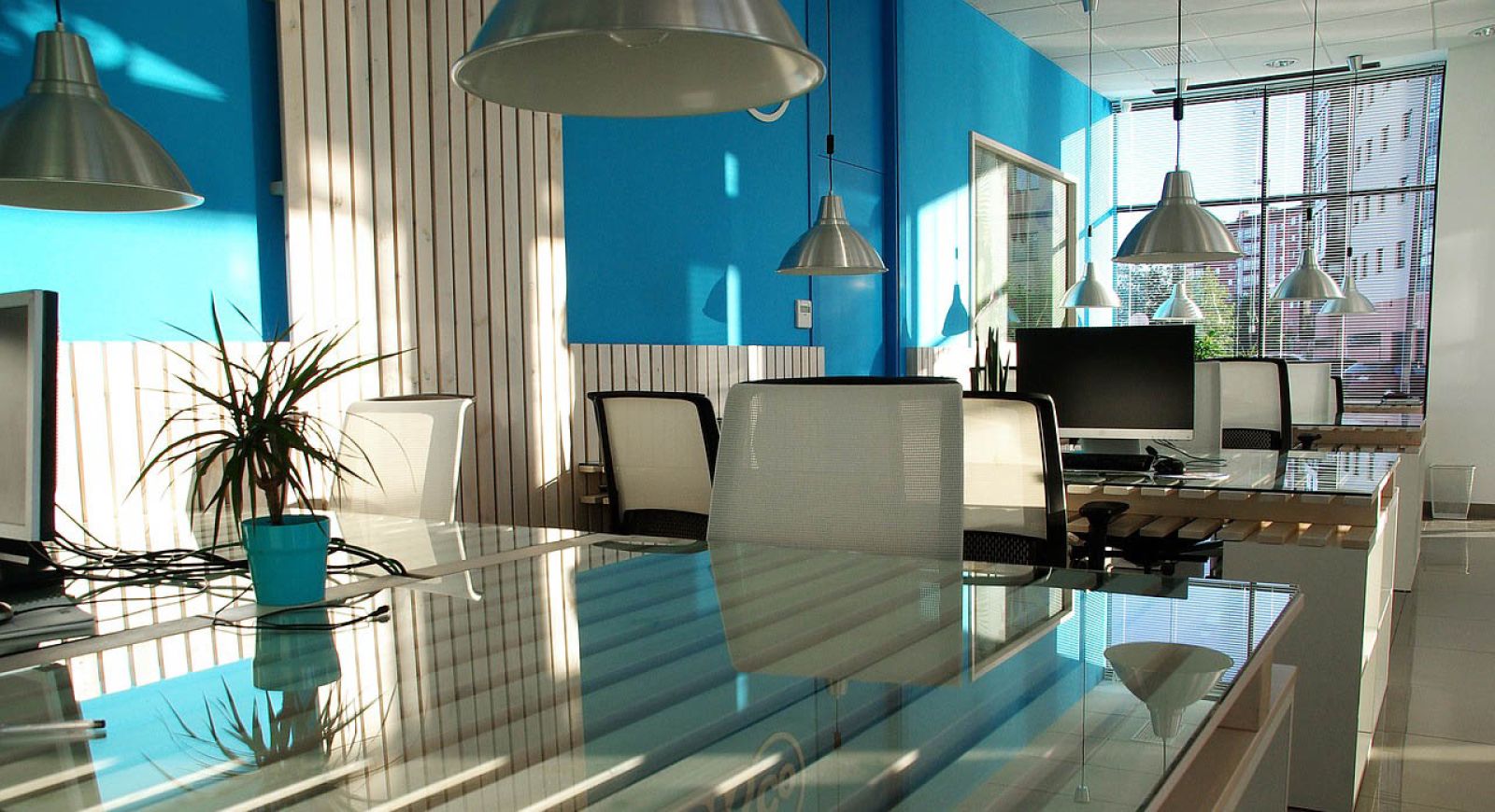 60% pracowników obawia się, że z powodu technologii, wkrótce może stracić pracę