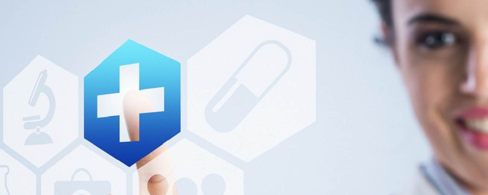 Simple SA wspiera szpitale przekazując nieodpłatnie pakiet rozwiązań umożliwiających zdalną pracę i obsługę pacjentów