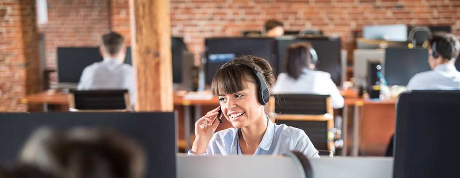 Najnowsza wersja oprogramowania IFS Customer Engagement z funkcją sztucznej inteligencji i automatyzacji