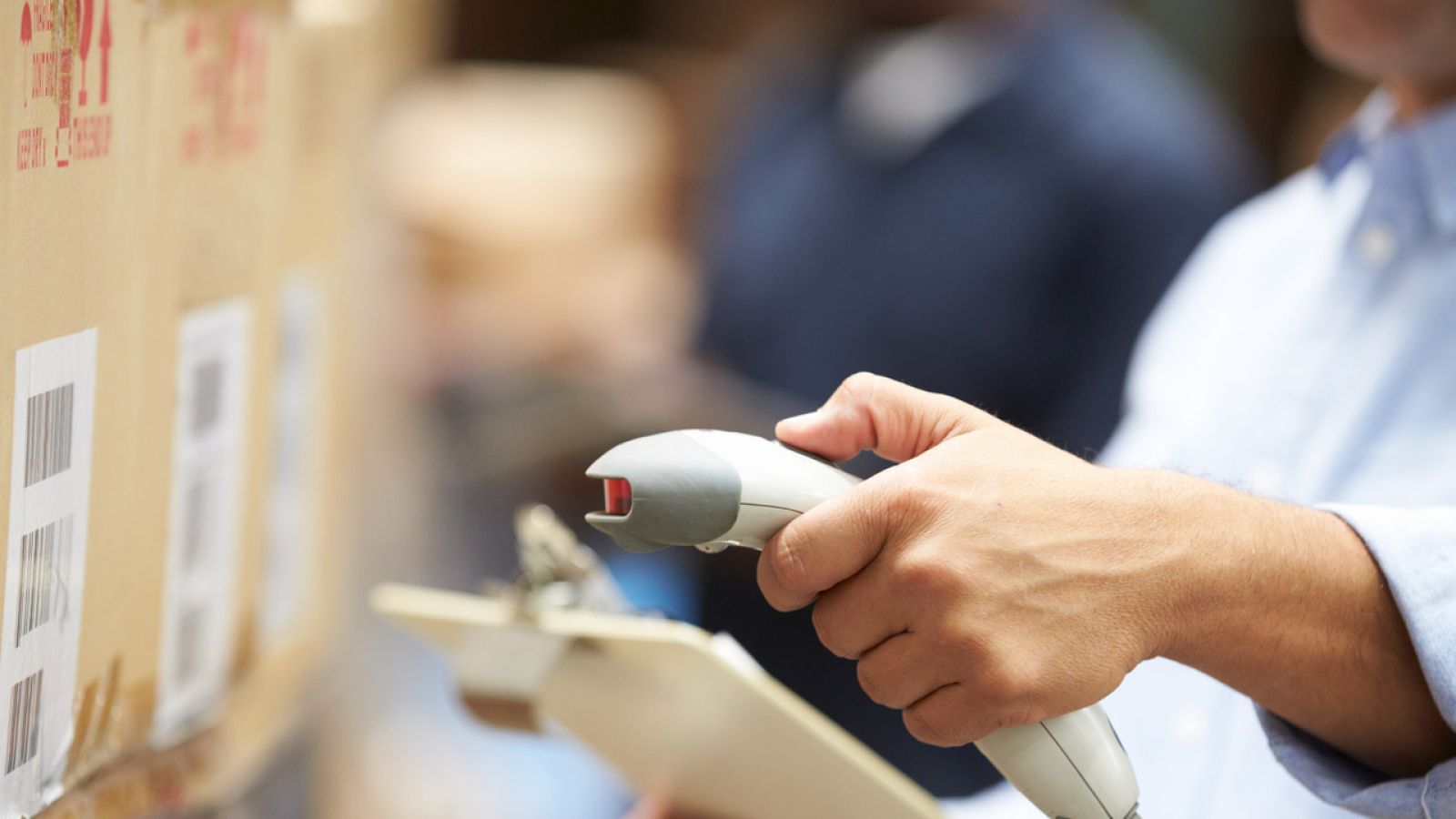 Jak ocenić wydajność magazynu i jakie wskaźniki KPI warto mierzyć?