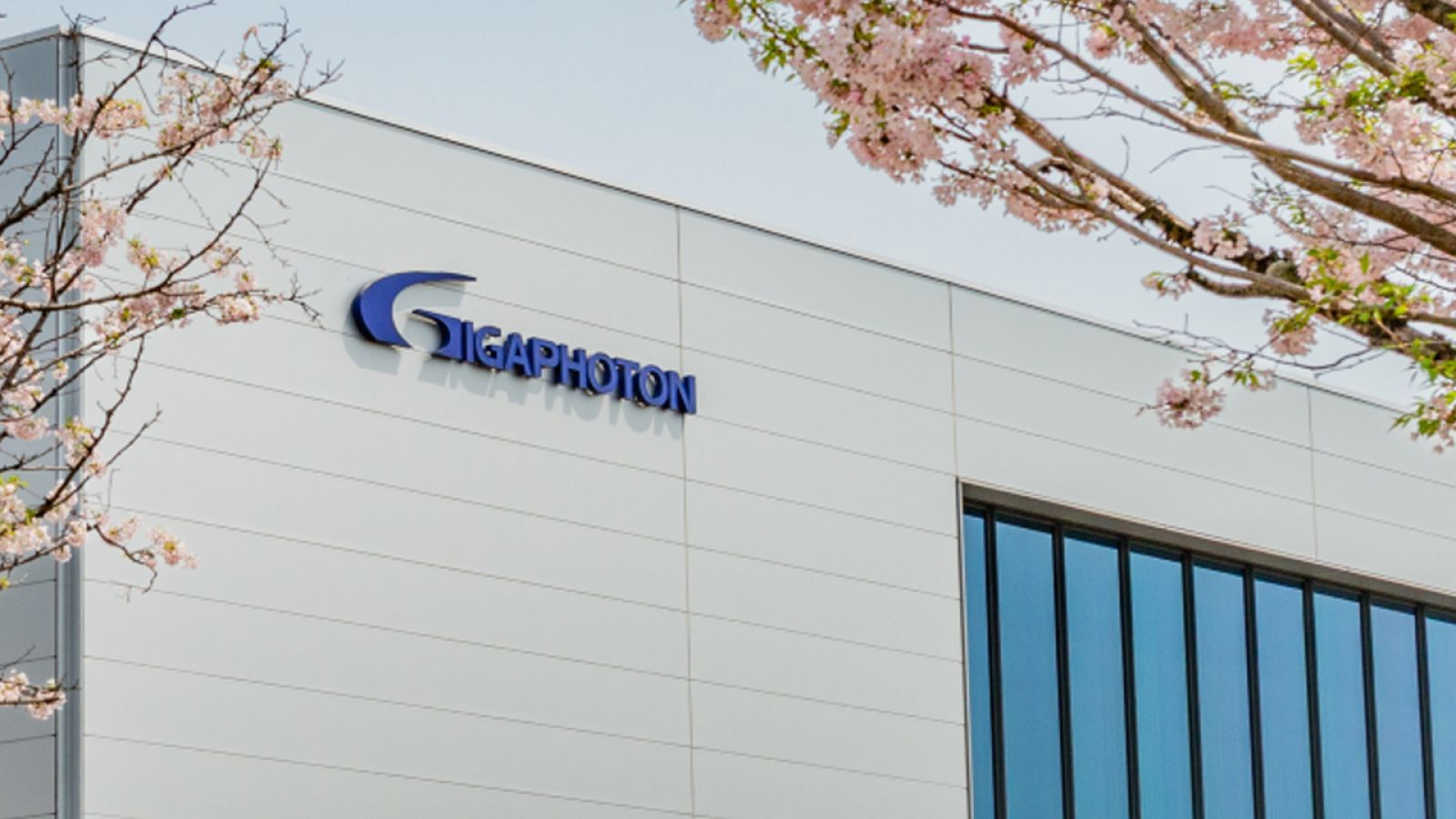 Gigaphoton stawia na IFS Cloud — transformacja cyfrowa lidera litografii półprzewodnikowej