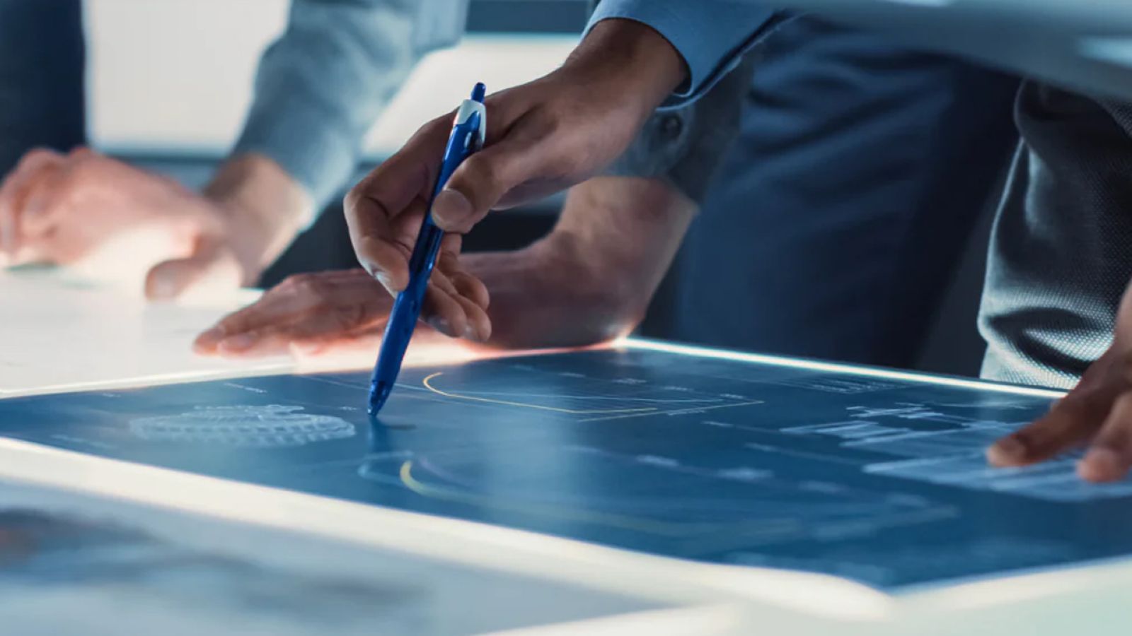 Standaryzacja we wdrożeniach ERP: Fundament efektywności i globalnej skali działania