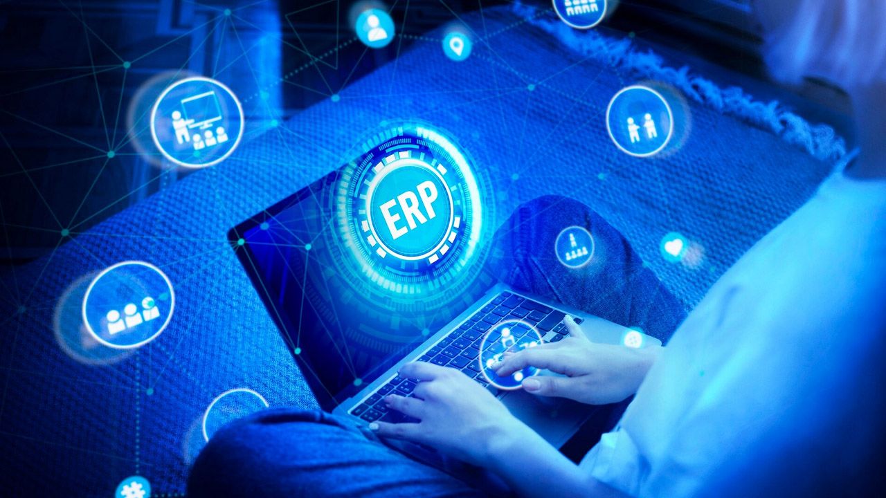 Automatyzacja procesów biznesowych dzięki modyfikacjom ERP