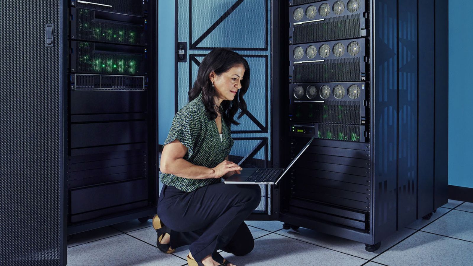 IBM Power11 wyznacza nowe standardy w zakresie infrastruktury IT dla przedsiębiorstw